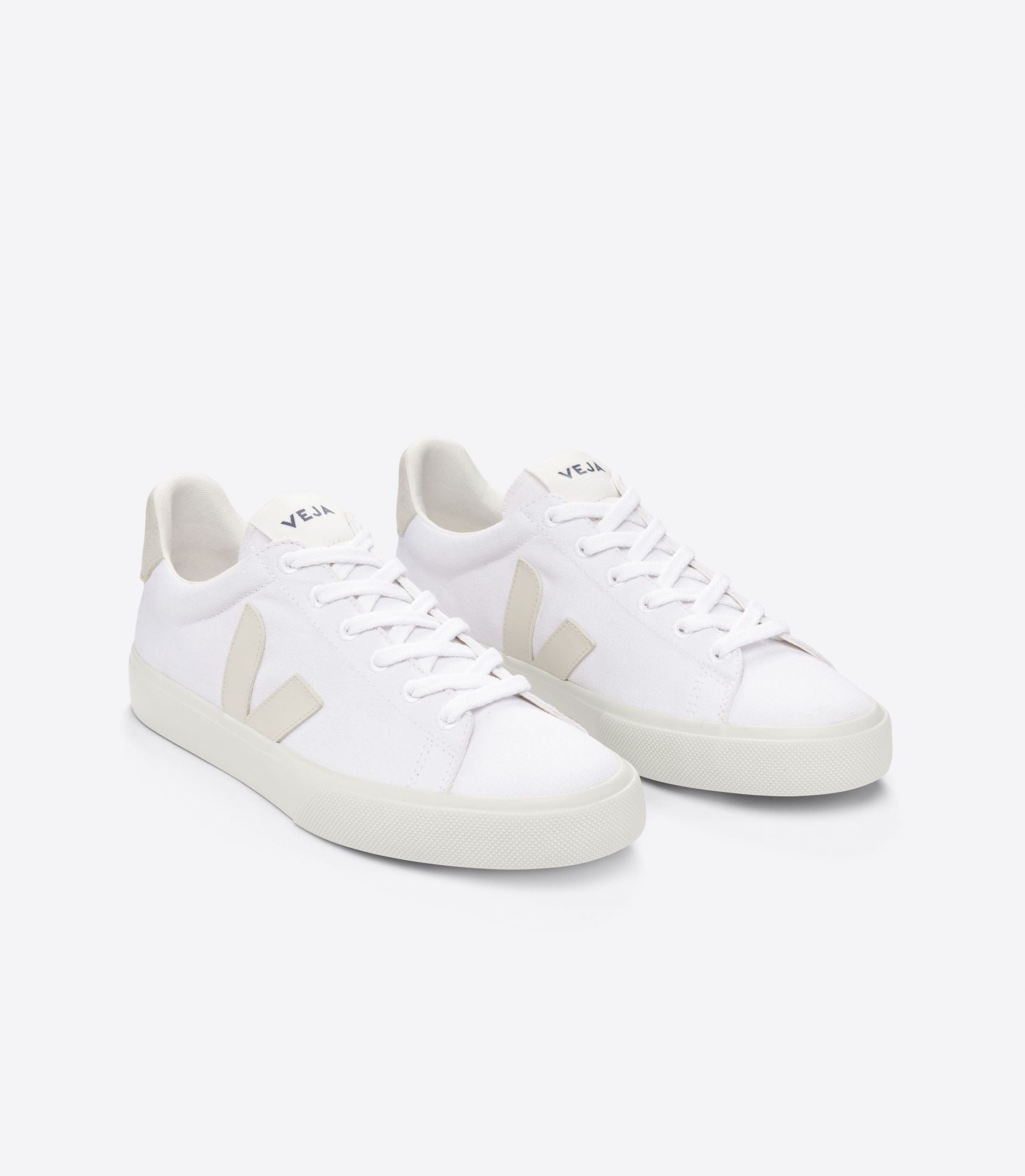 Campo Canvas in White Pierre from Veja - Image 2