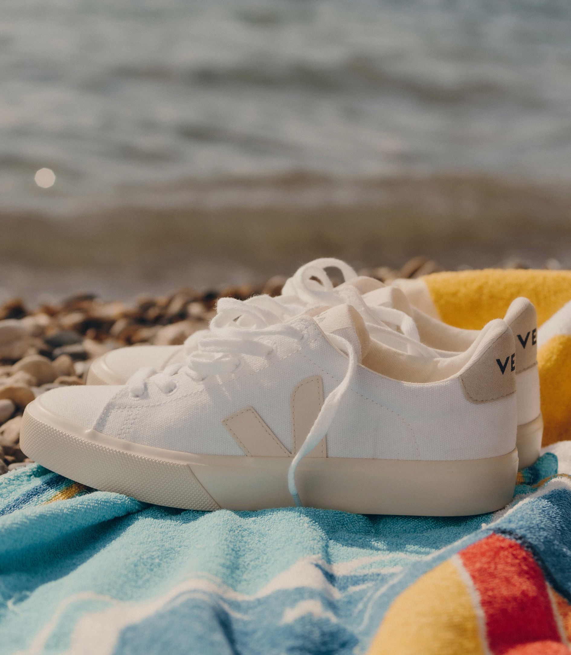 Campo Canvas in White Pierre from Veja - Image 4